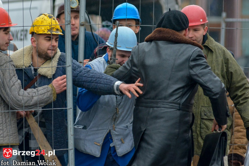 Wojewódzkie obchody 35. rocznicy wprowadzenia stanu wojennego [FOTORELACJA]
