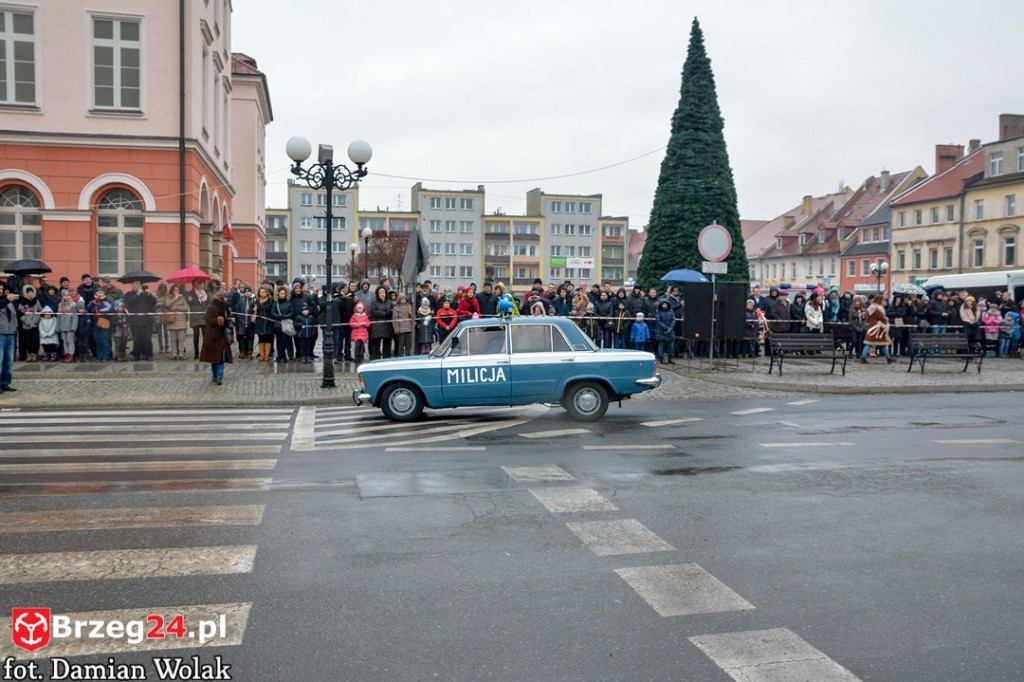 Wojewódzkie obchody 35. rocznicy wprowadzenia stanu wojennego [FOTORELACJA]