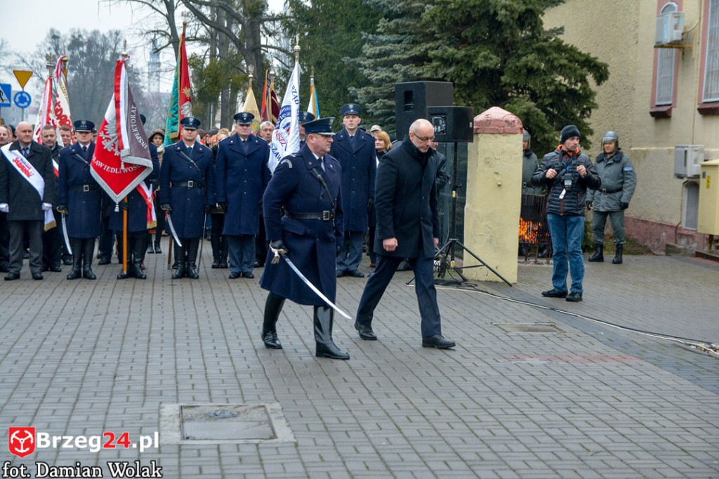 Wojewódzkie obchody 35. rocznicy wprowadzenia stanu wojennego [FOTORELACJA]
