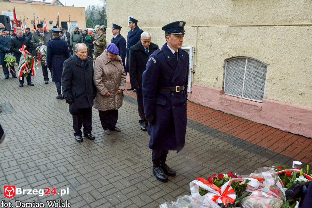 Wojewódzkie obchody 35. rocznicy wprowadzenia stanu wojennego [FOTORELACJA]