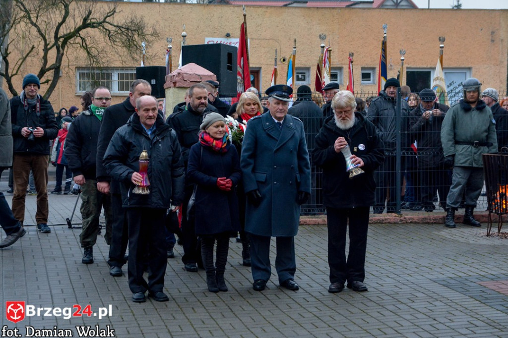 Wojewódzkie obchody 35. rocznicy wprowadzenia stanu wojennego [FOTORELACJA]