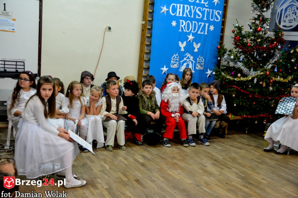 Kiermasz bożonarodzeniowy w PSP Kolnica