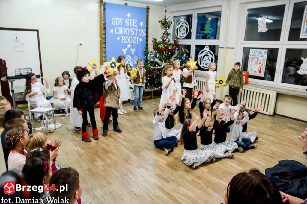 Kiermasz bożonarodzeniowy w PSP Kolnica