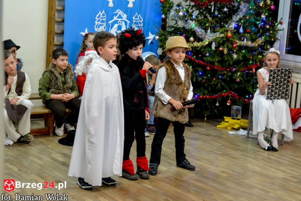 Kiermasz bożonarodzeniowy w PSP Kolnica