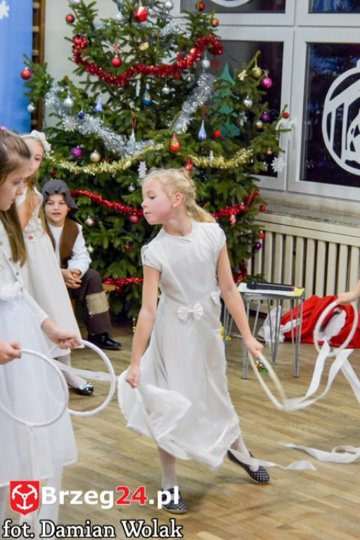 Kiermasz bożonarodzeniowy w PSP Kolnica