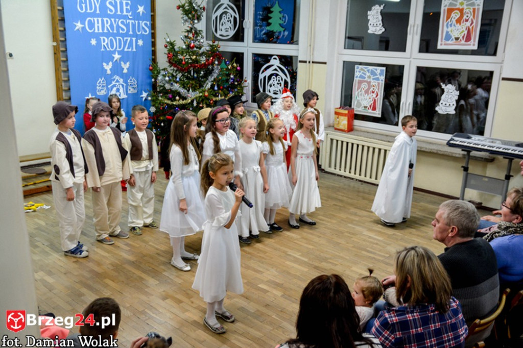 Kiermasz bożonarodzeniowy w PSP Kolnica