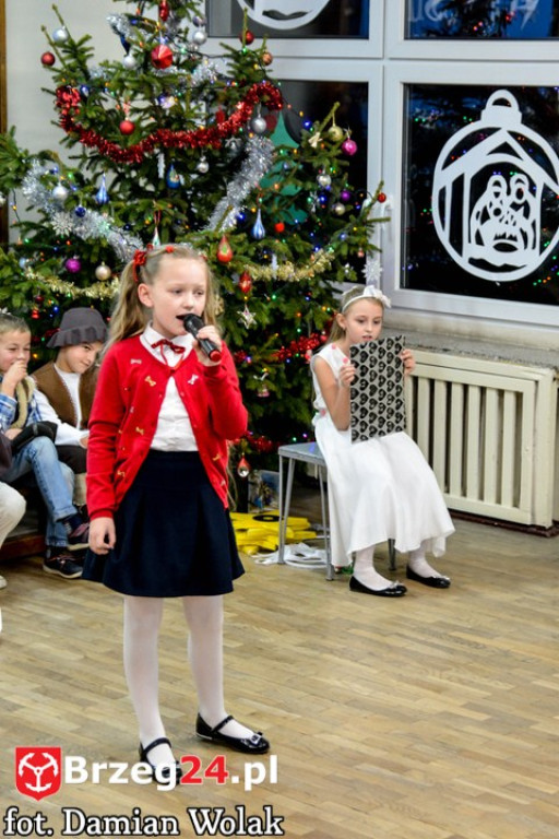 Kiermasz bożonarodzeniowy w PSP Kolnica