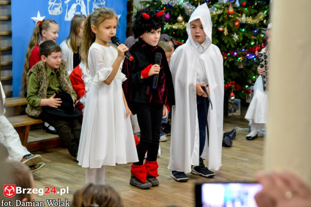 Kiermasz bożonarodzeniowy w PSP Kolnica