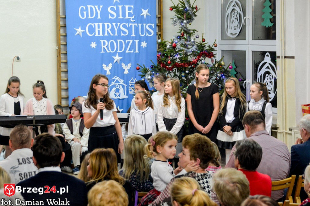 Kiermasz bożonarodzeniowy w PSP Kolnica