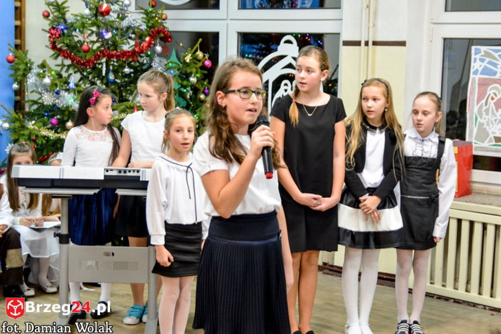 Kiermasz bożonarodzeniowy w PSP Kolnica