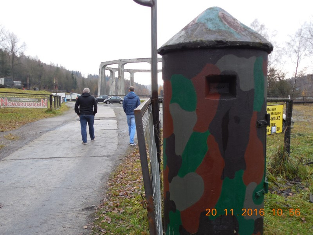 Tajemnice Sudetów część IV - Brzeżanie eksplorowali kompleks Riese