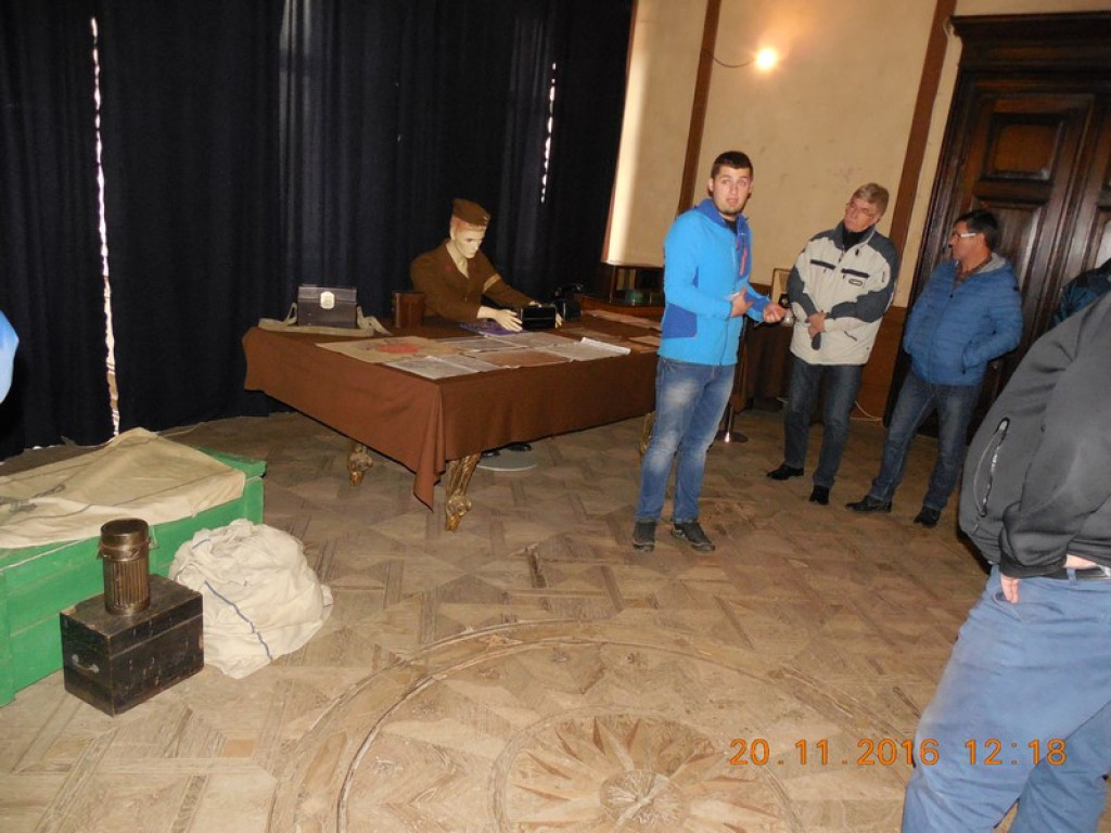 Tajemnice Sudetów część IV - Brzeżanie eksplorowali kompleks Riese