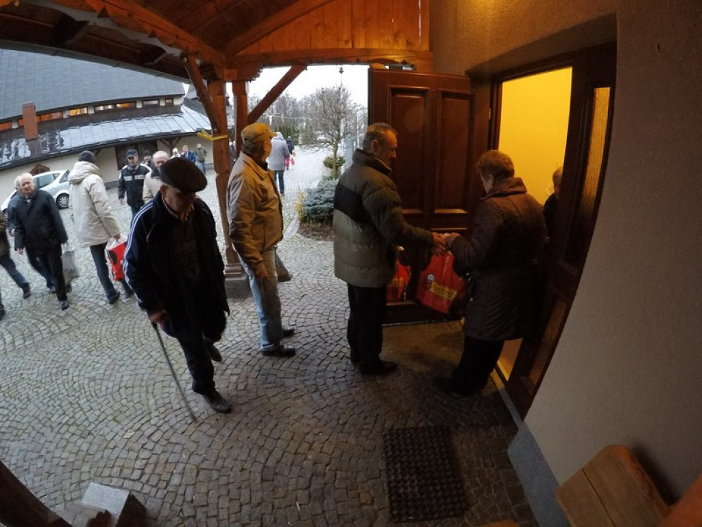 Wspólna wigilia w Skarbimierzu - Osiedle.