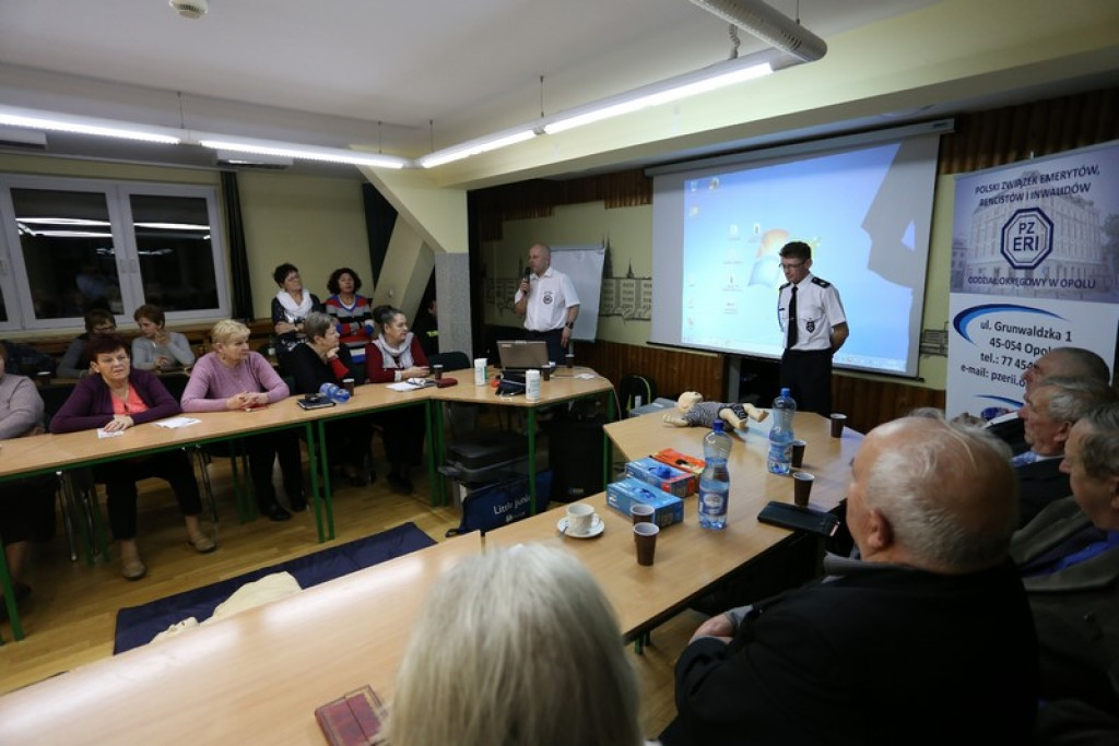 OSP Mąkoszyce szkoliło seniorów