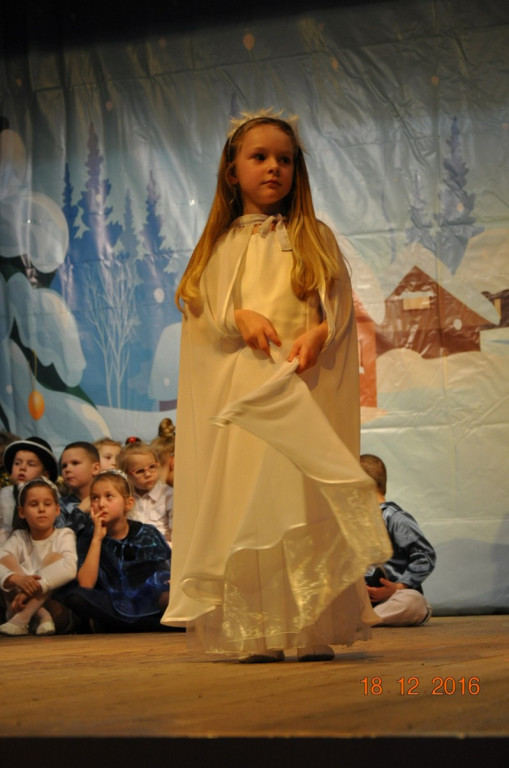Jasełka w Przedszkolu Publicznym nr 1 w Lewinie Brzeskim