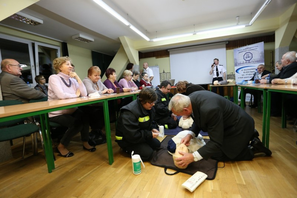 OSP Mąkoszyce szkoliło seniorów