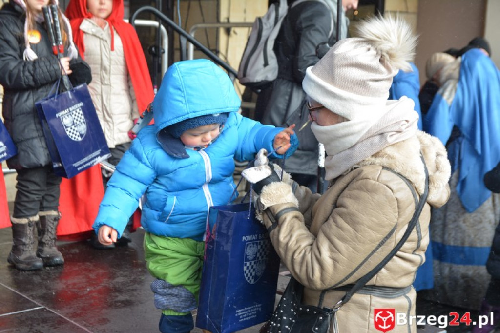 IV Orszak Trzech Króli w Brzegu [fotorelacja]