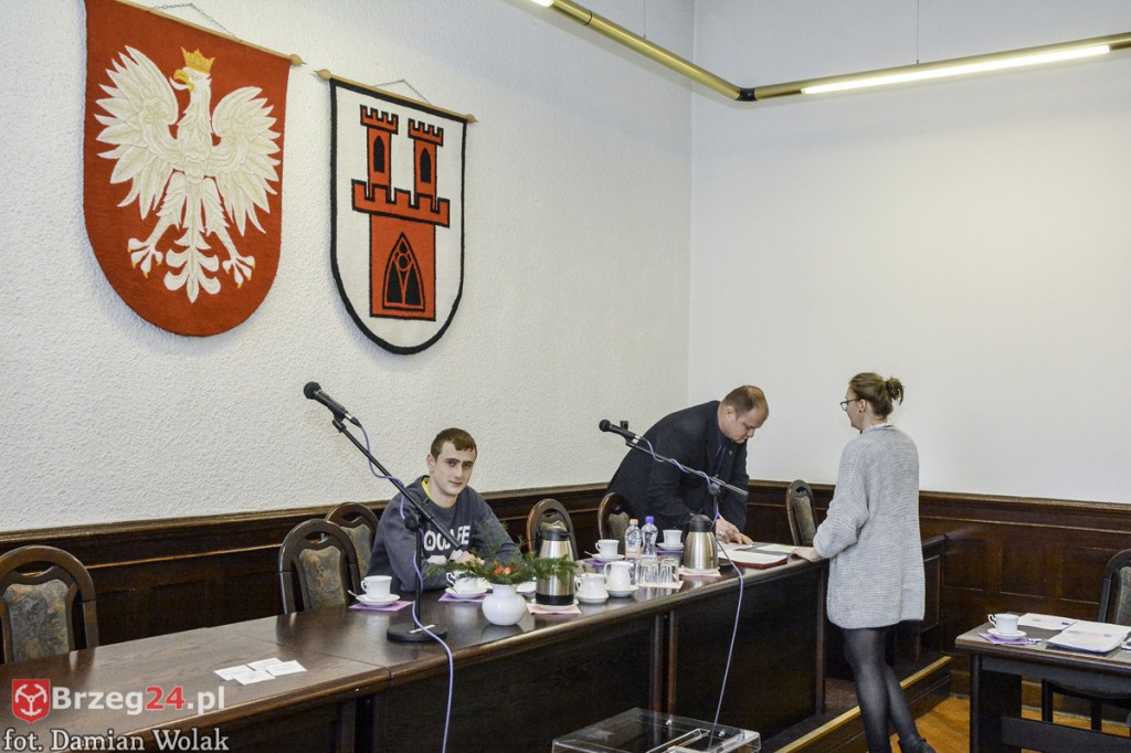 Pierwsza sesja Młodzieżowej Rady Miasta w Grodkowie