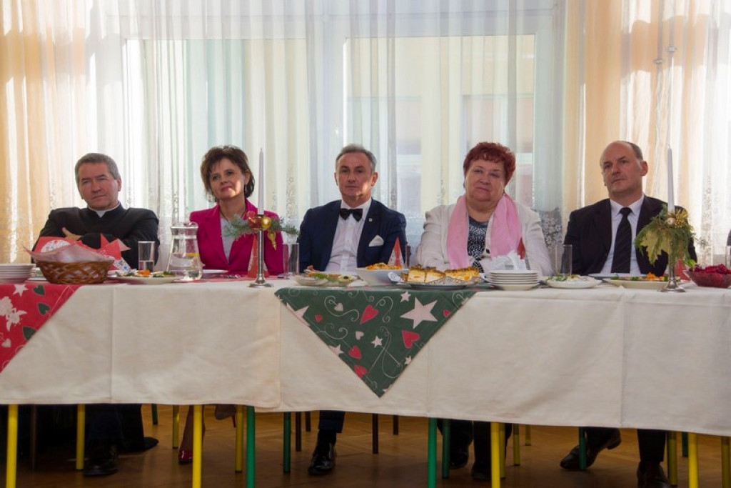 Migające jasełka w Zespole Szkół nr 1  z Oddziałami Sportowymi w Brzegu