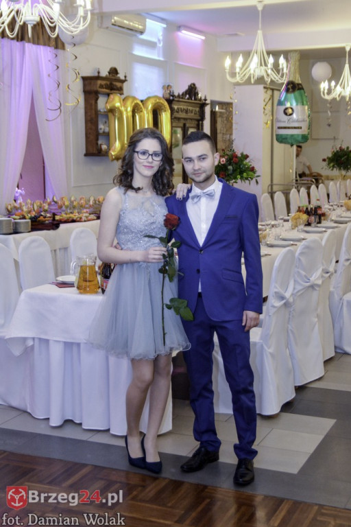 Studniówki 2017: Bal maturalny Zespół Szkół Centrum Kształcenia Praktycznego w Grodkowie [fotorelacja]