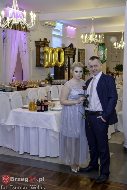 Studniówki 2017: Bal maturalny Zespół Szkół Centrum Kształcenia Praktycznego w Grodkowie [fotorelacja]