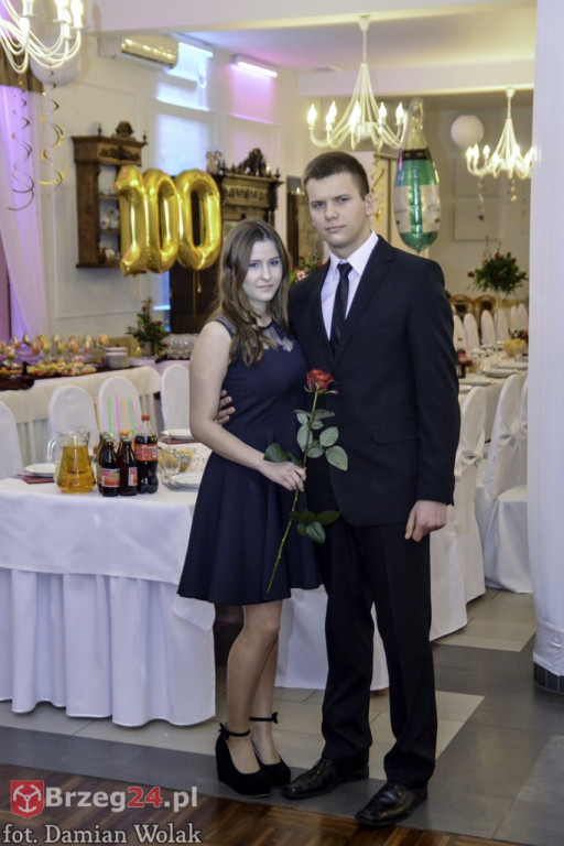 Studniówki 2017: Bal maturalny Zespół Szkół Centrum Kształcenia Praktycznego w Grodkowie [fotorelacja]