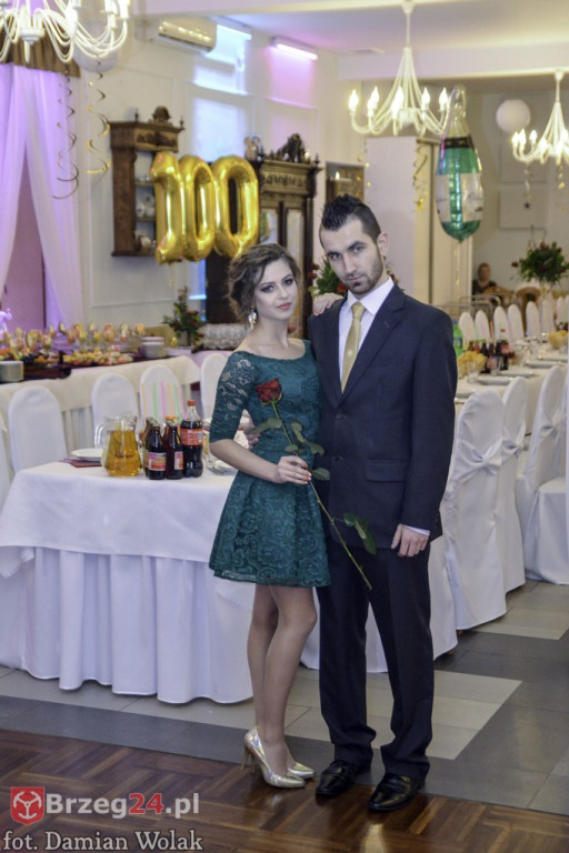 Studniówki 2017: Bal maturalny Zespół Szkół Centrum Kształcenia Praktycznego w Grodkowie [fotorelacja]