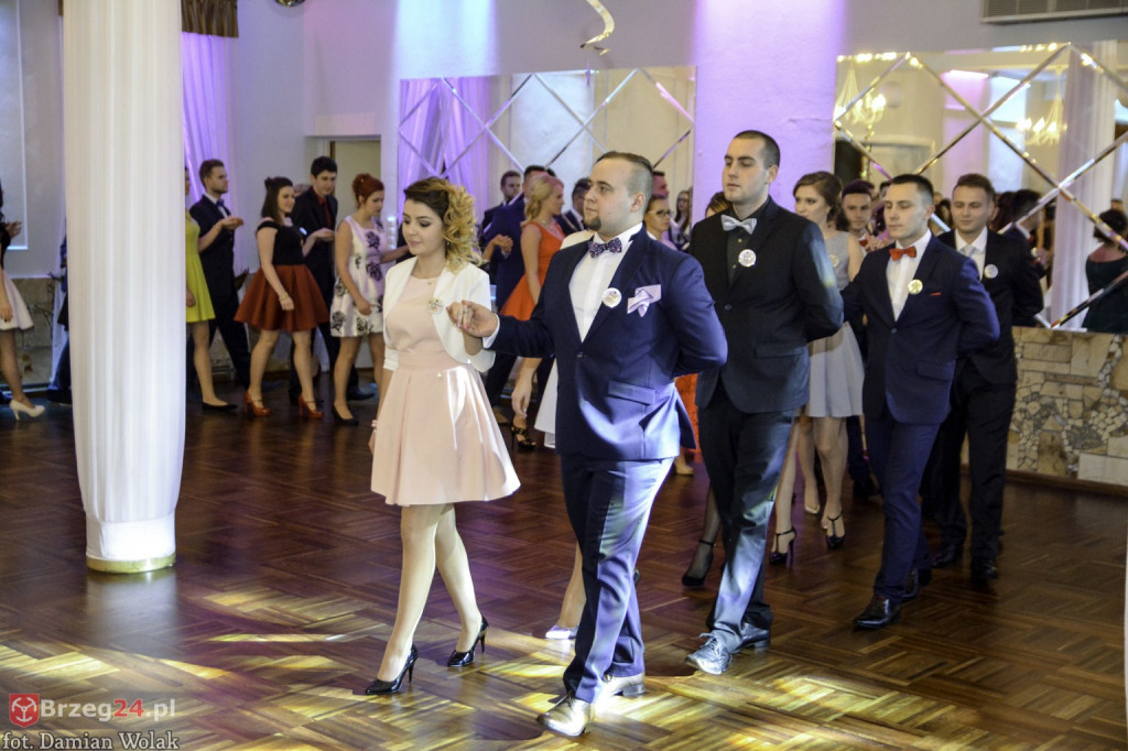 Studniówki 2017: Bal maturalny Zespół Szkół Centrum Kształcenia Praktycznego w Grodkowie [fotorelacja]