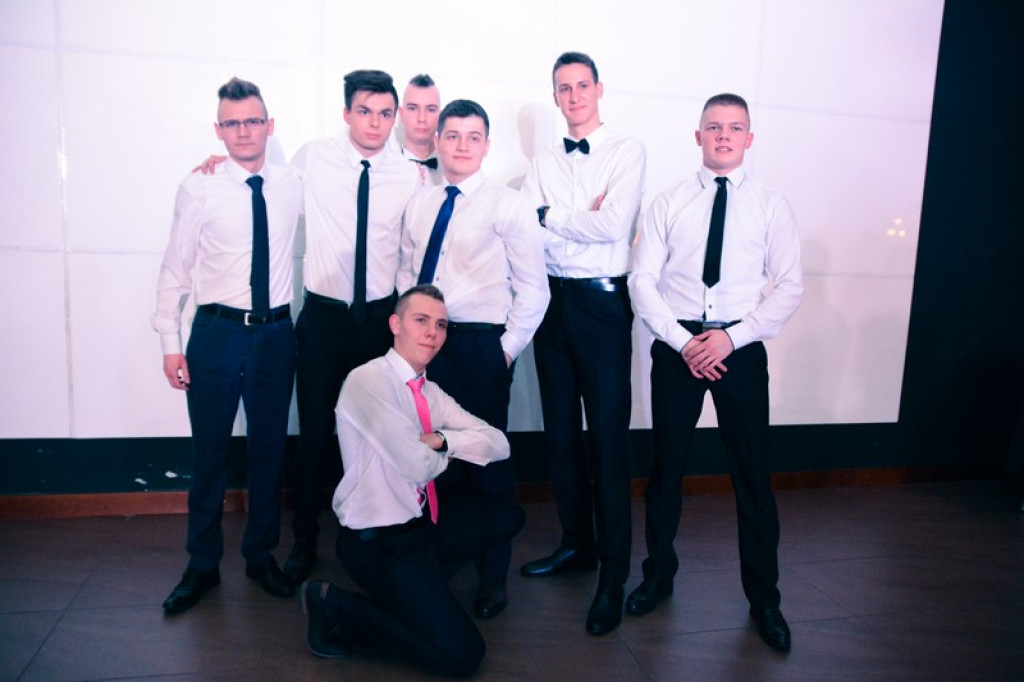 Studniówki 2017: Bal maturalny I Liceum Ogólnokształcącego w Brzegu [fotogaleria]
