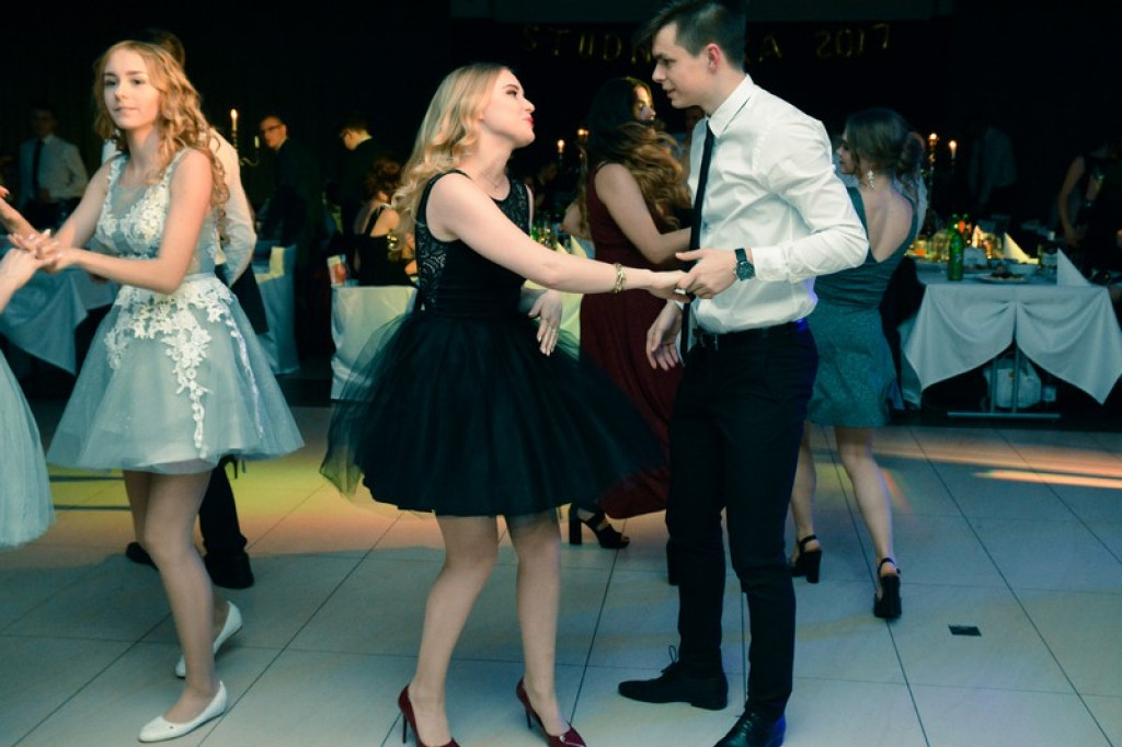 Studniówki 2017: Bal maturalny I Liceum Ogólnokształcącego w Brzegu [fotogaleria]