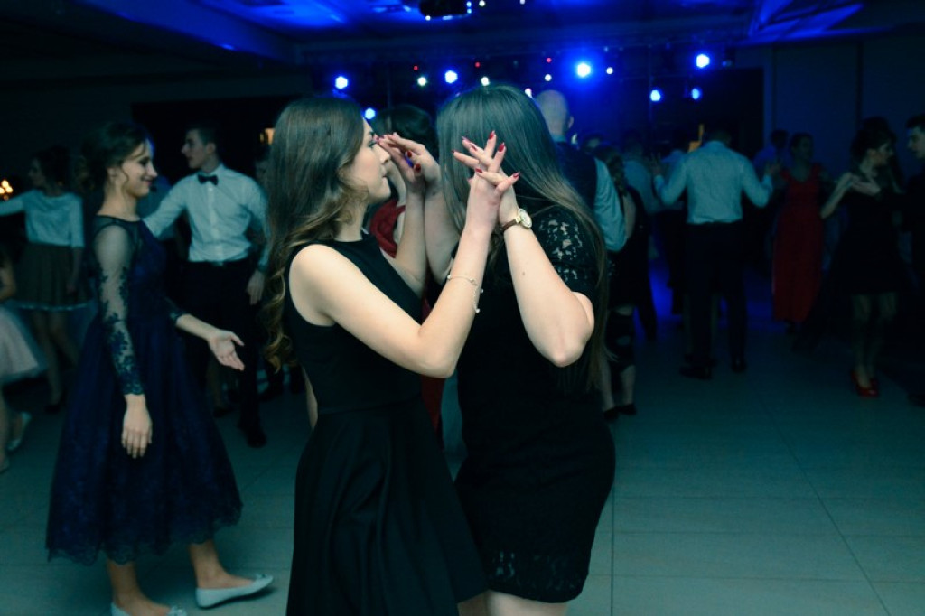 Studniówki 2017: Bal maturalny I Liceum Ogólnokształcącego w Brzegu [fotogaleria]