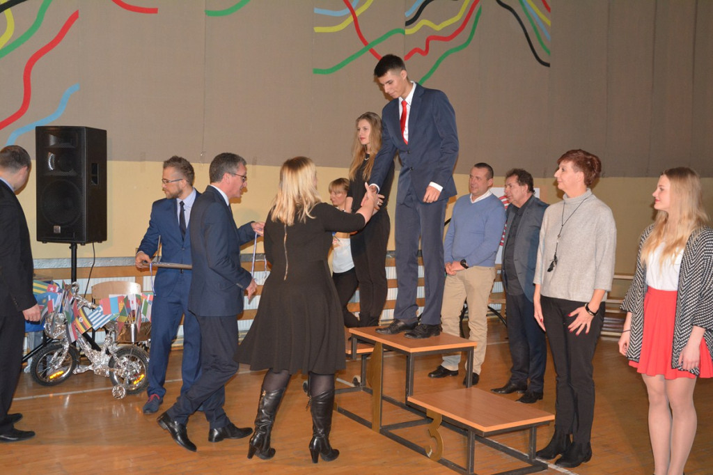 Najlepsi sportowcy z Opolszczyzny nagrodzeni w PSP3 Grodków