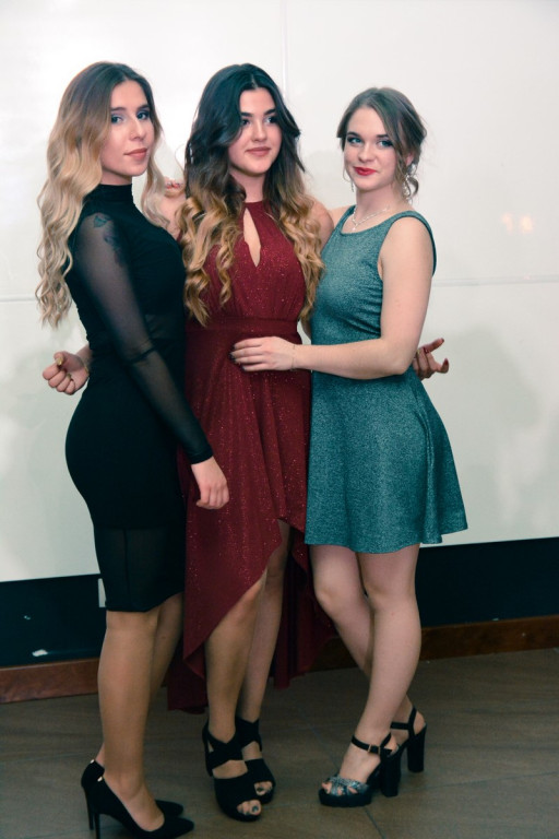 Studniówki 2017: Bal maturalny I Liceum Ogólnokształcącego w Brzegu [fotogaleria]