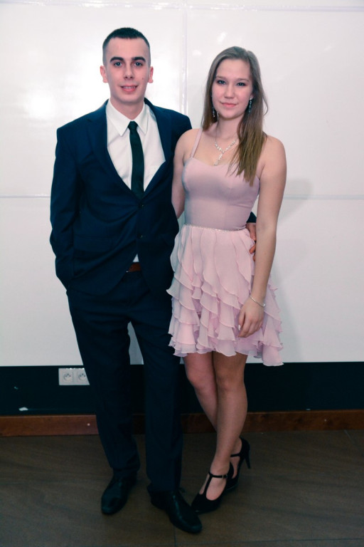 Studniówki 2017: Bal maturalny I Liceum Ogólnokształcącego w Brzegu [fotogaleria]