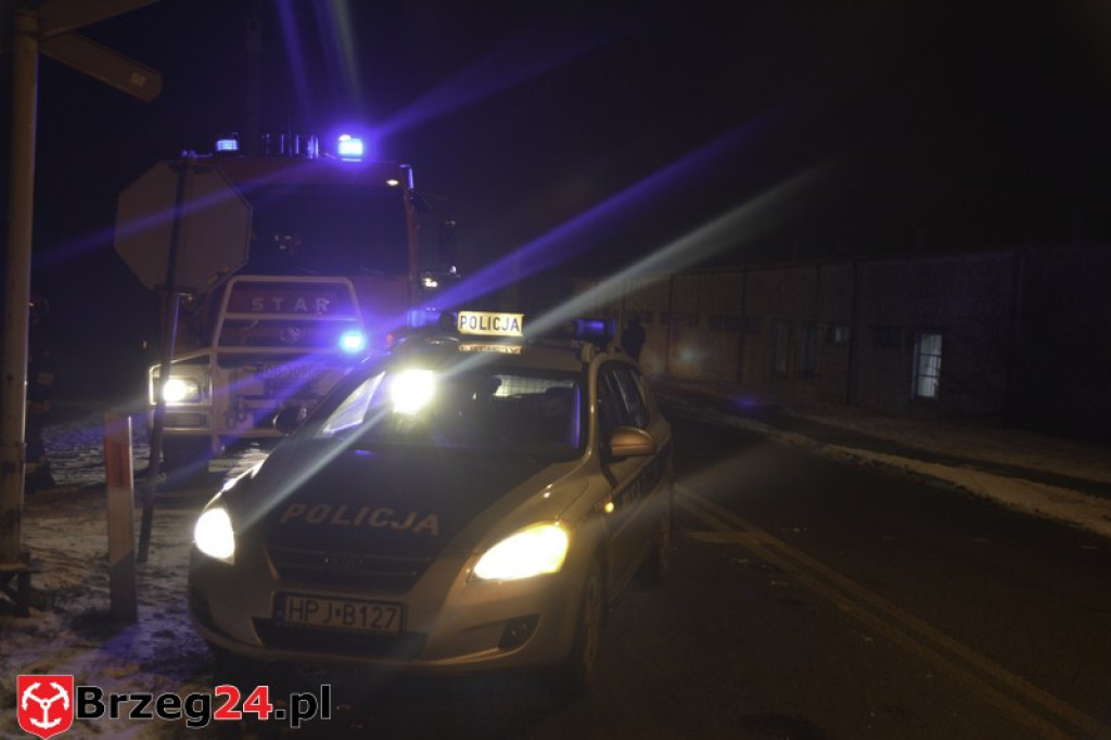 Grodków: Osobówka zderzyła się z szynobusem