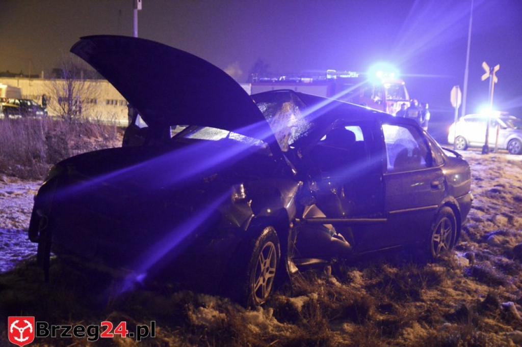 Grodków: Osobówka zderzyła się z szynobusem