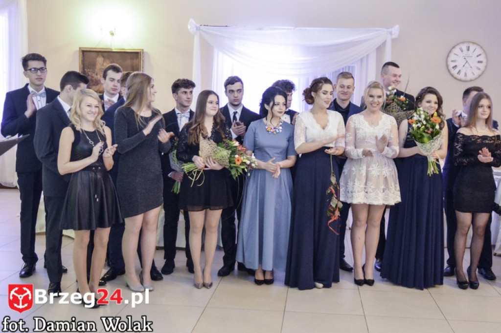Studniówki 2017: Bal maturalny Liceum Ogólnokształcącego w Grodkowie [fotorelacja]