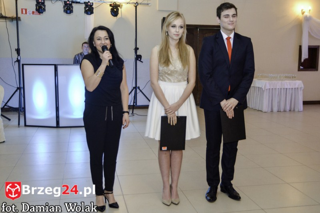 Studniówki 2017: Bal maturalny Liceum Ogólnokształcącego w Grodkowie [fotorelacja]
