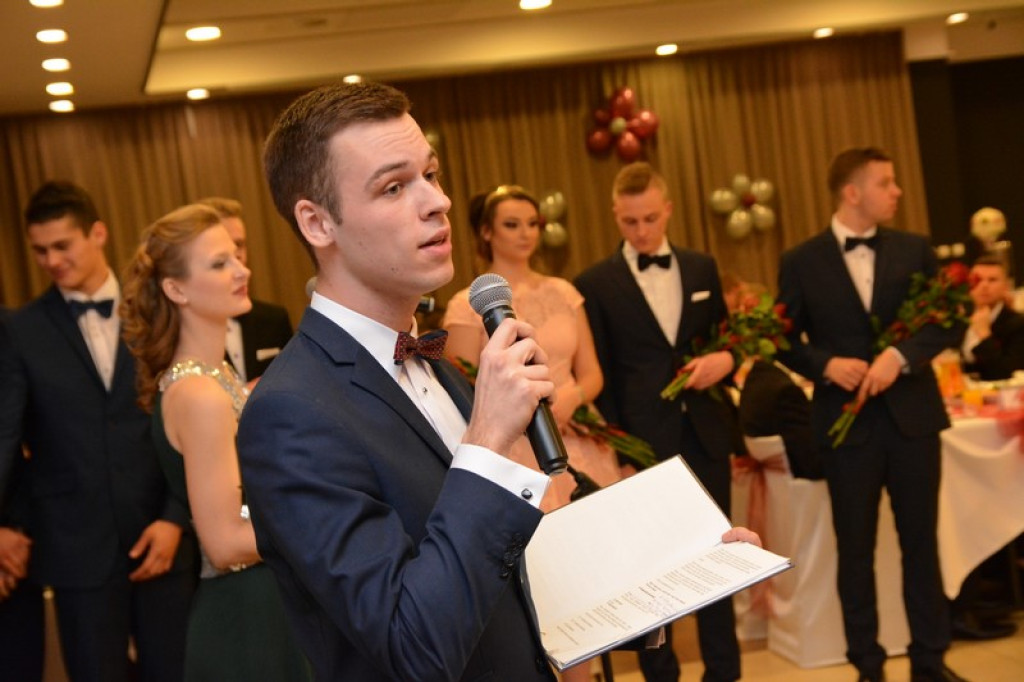Studniówki 2017: Bal maturalny Zespołu Szkół Ekonomicznych w Brzegu [fotogaleria]
