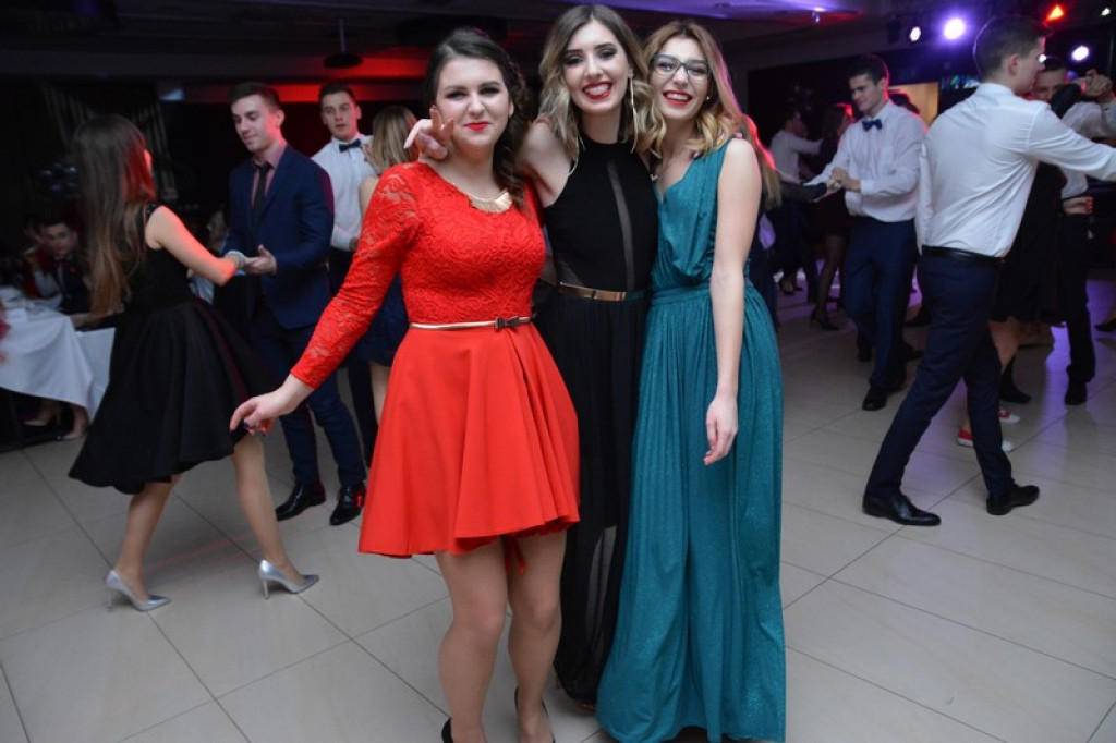 Studniówki 2017: Bal maturalny Zespołu Szkół Ekonomicznych w Brzegu [fotogaleria]