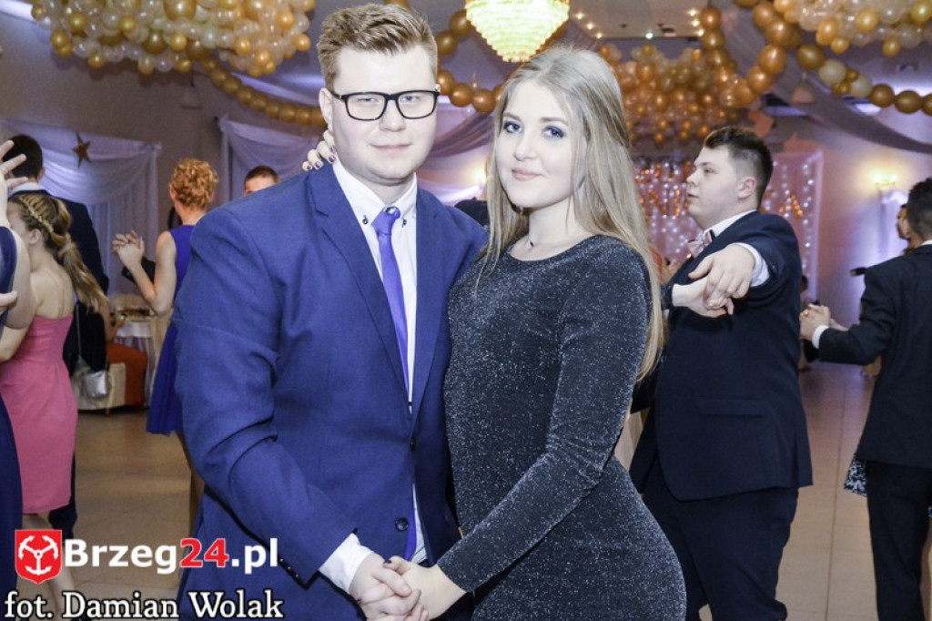 Studniówki 2017: Bal maturalny Liceum Ogólnokształcącego w Grodkowie [fotorelacja]