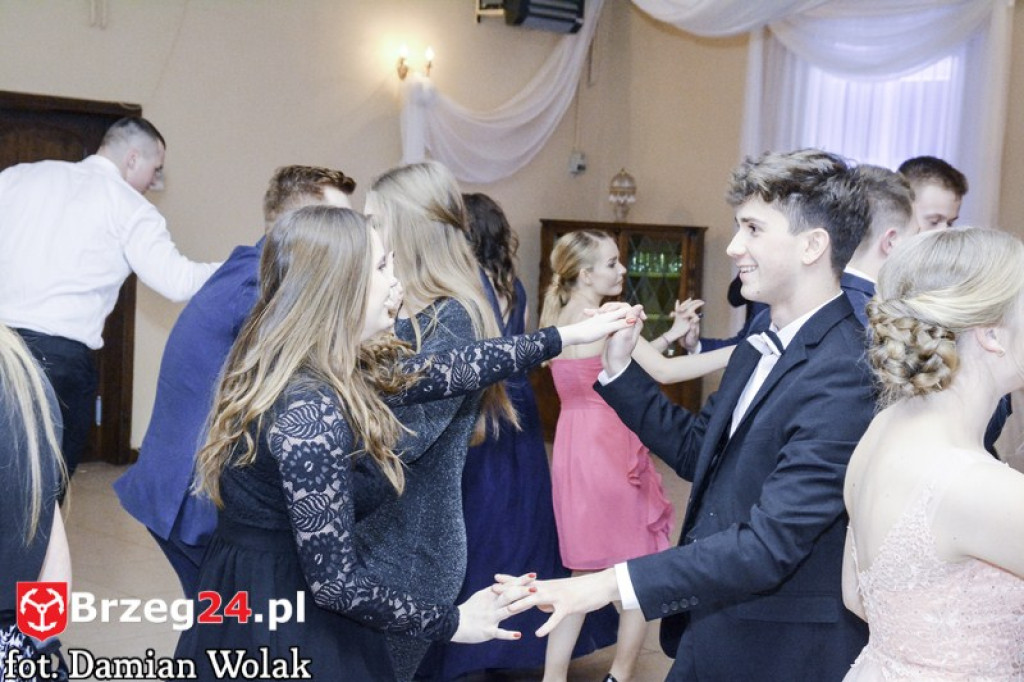 Studniówki 2017: Bal maturalny Liceum Ogólnokształcącego w Grodkowie [fotorelacja]