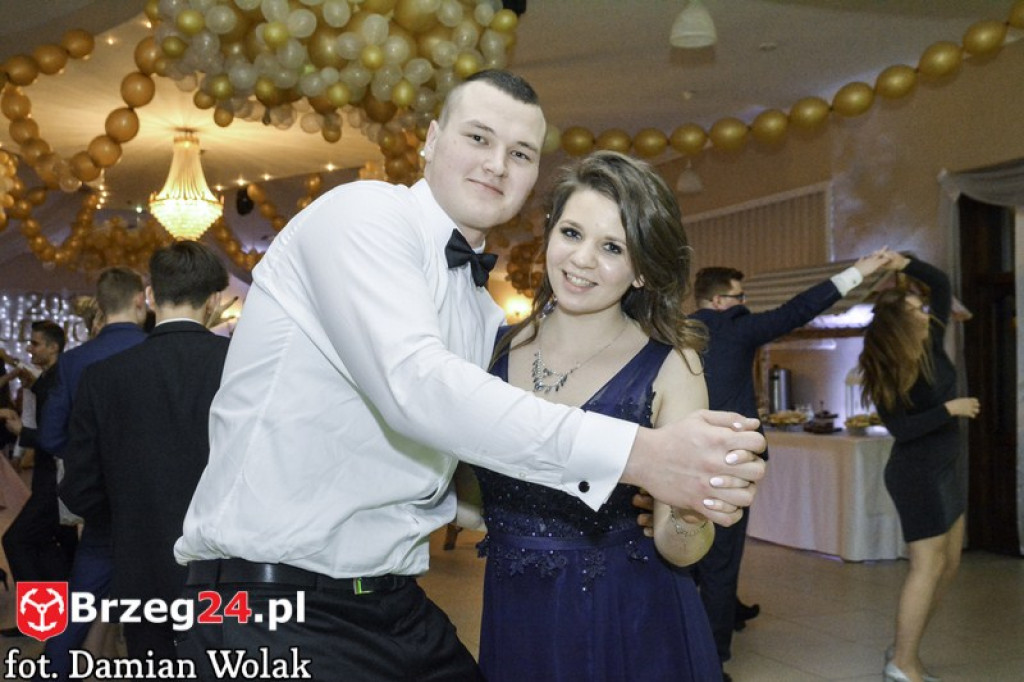 Studniówki 2017: Bal maturalny Liceum Ogólnokształcącego w Grodkowie [fotorelacja]