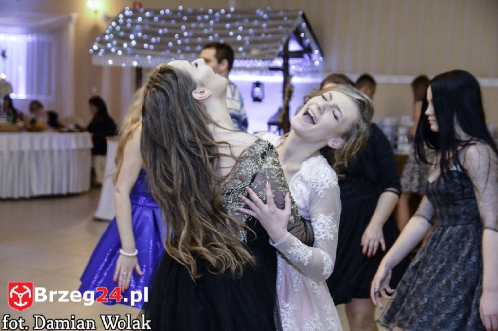 Studniówki 2017: Bal maturalny Liceum Ogólnokształcącego w Grodkowie [fotorelacja]