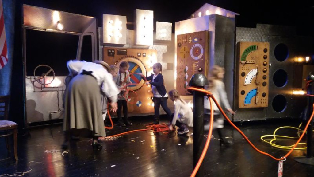 Świetlica z wizytą w teatrze