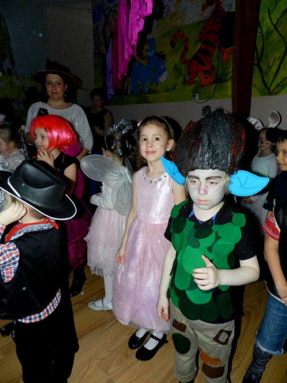 W karnawale wielkie bale. Zabawa w PP11