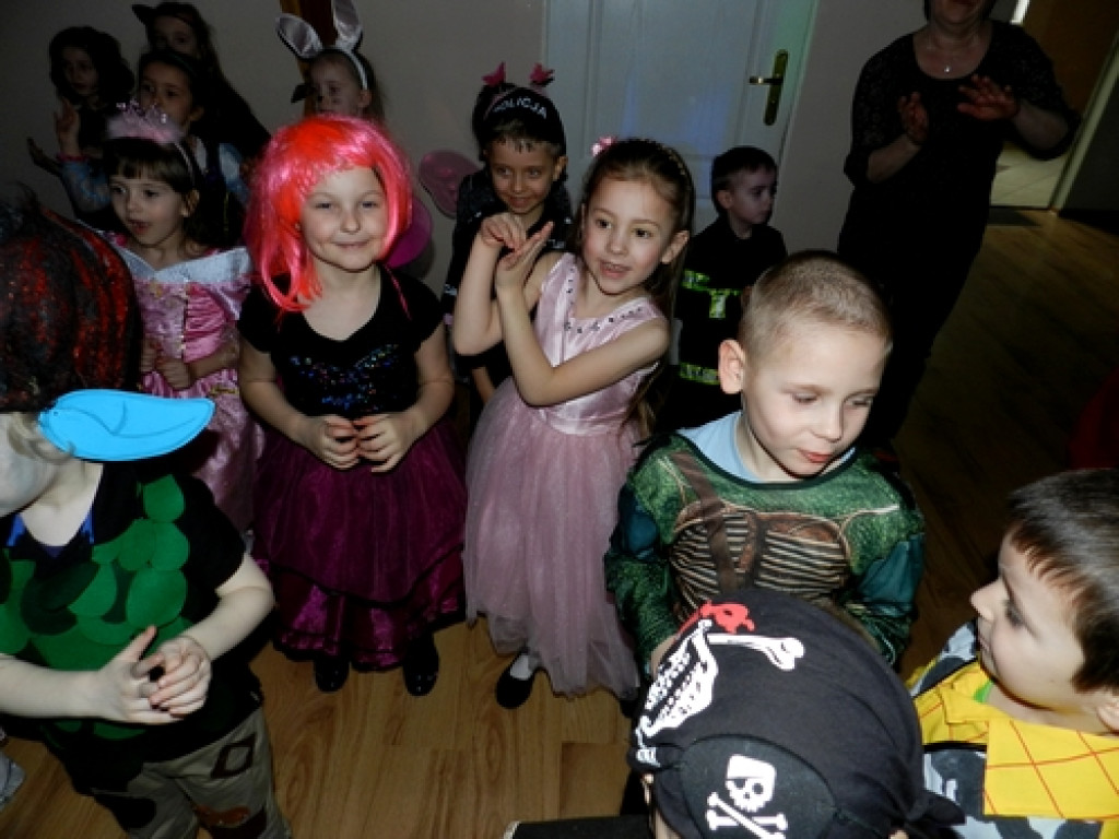 W karnawale wielkie bale. Zabawa w PP11