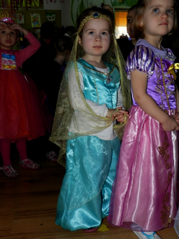 W karnawale wielkie bale. Zabawa w PP11