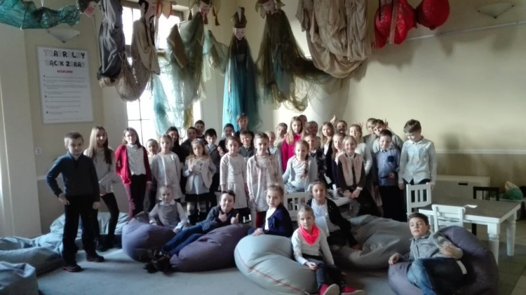 Świetlica z wizytą w teatrze