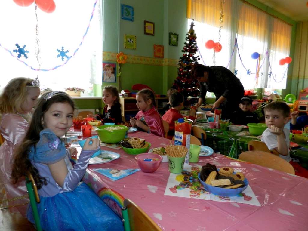 W karnawale wielkie bale. Zabawa w PP11